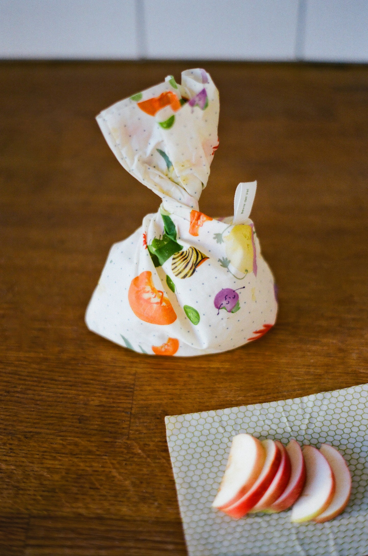 Madpakke - Pak maden ind frisk og grønt med bivokspapir